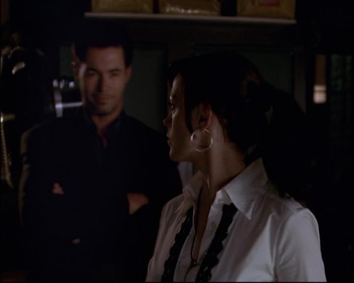 Charmed-Online-dot-net_807TheLostPictureShow1900.jpg