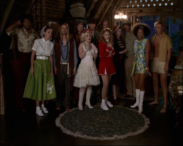 Charmed-Online-dot-net_807TheLostPictureShow2218.jpg