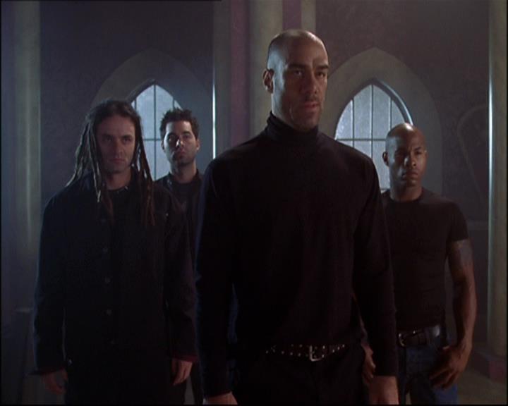 Charmed-Online-dot-net_808BattleOfTheHexes0249.jpg