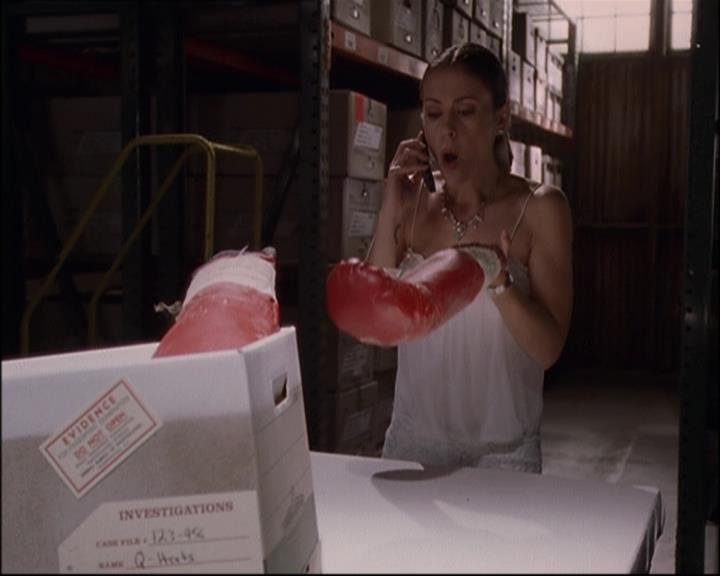 Charmed-Online-dot-net_808BattleOfTheHexes0468.jpg