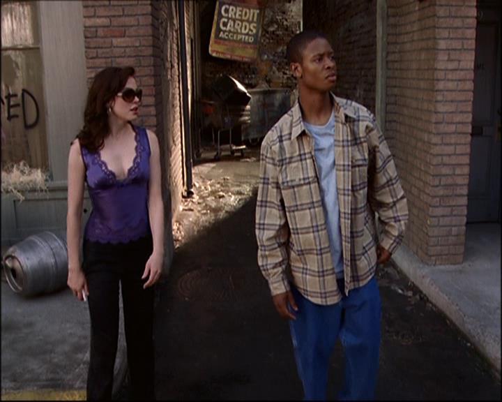 Charmed-Online-dot-net_808BattleOfTheHexes0517.jpg