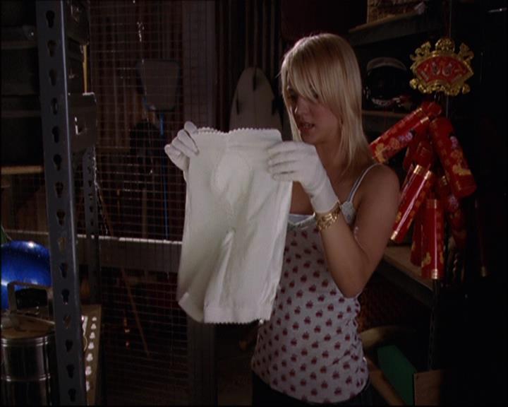 Charmed-Online-dot-net_808BattleOfTheHexes0603.jpg