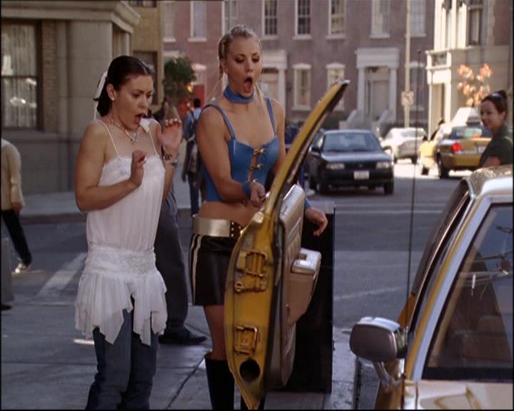 Charmed-Online-dot-net_808BattleOfTheHexes0722.jpg