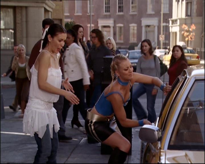 Charmed-Online-dot-net_808BattleOfTheHexes0726.jpg
