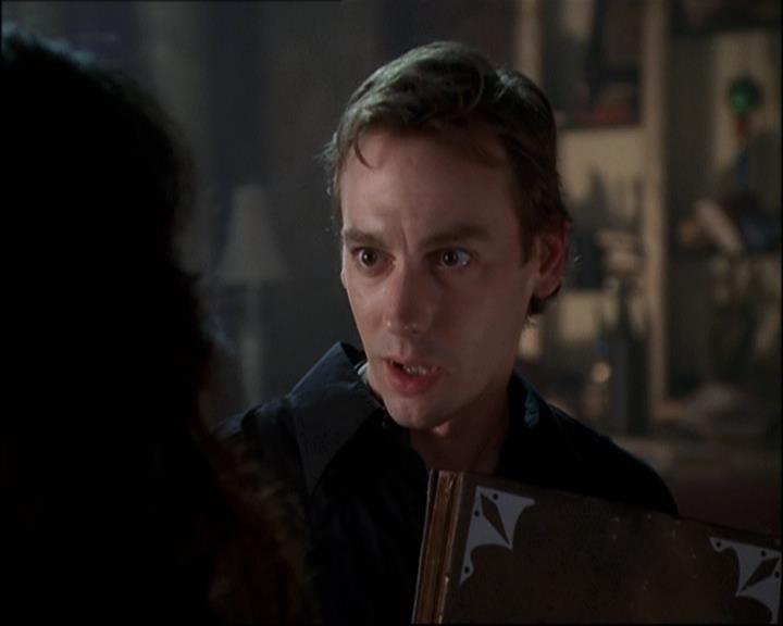 Charmed-Online-dot-net_808BattleOfTheHexes0755.jpg