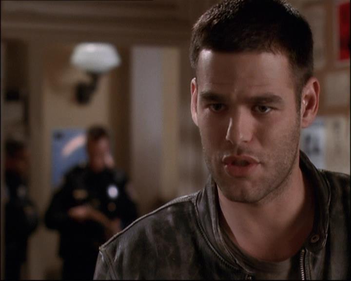 Charmed-Online-dot-net_808BattleOfTheHexes0821.jpg