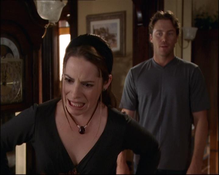 Charmed-Online-dot-net_808BattleOfTheHexes0923.jpg