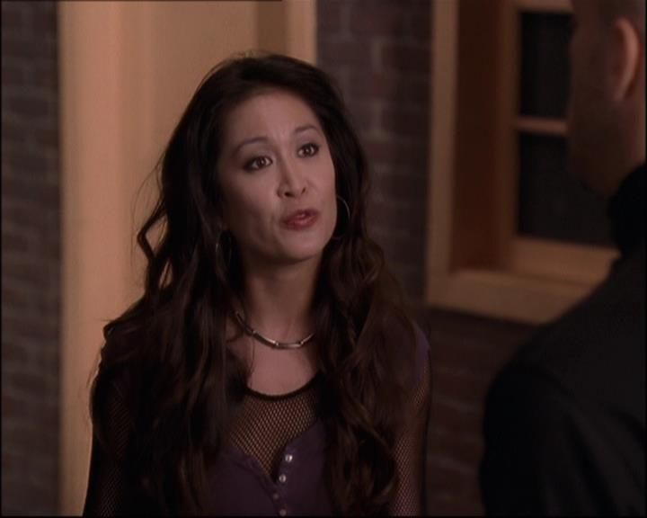 Charmed-Online-dot-net_808BattleOfTheHexes1034.jpg