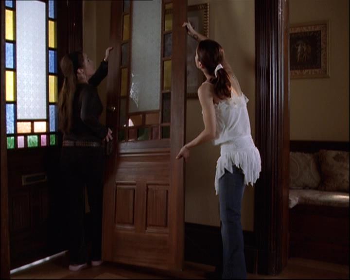 Charmed-Online-dot-net_808BattleOfTheHexes1152.jpg