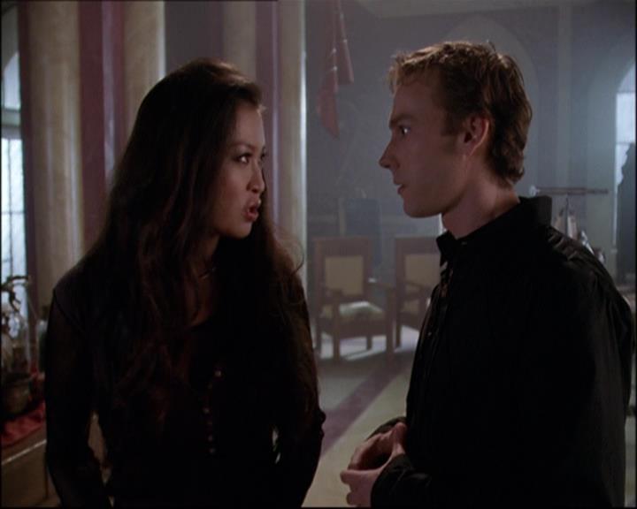 Charmed-Online-dot-net_808BattleOfTheHexes1286.jpg Charmed-Online-dot-net_808BattleOfTheHexes1286.jpg