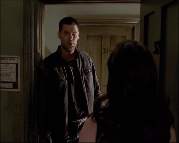 Charmed-Online-dot-net_808BattleOfTheHexes1315.jpg