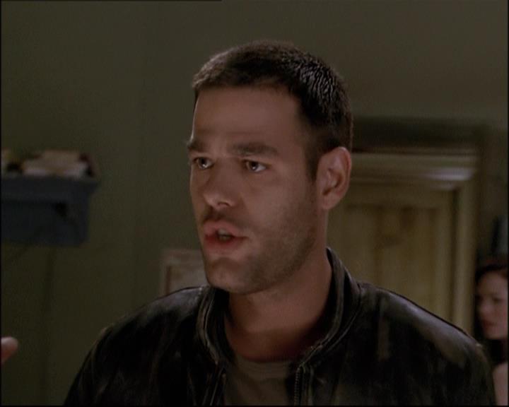Charmed-Online-dot-net_808BattleOfTheHexes1318.jpg