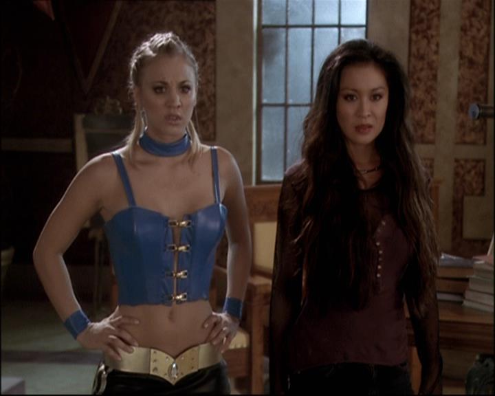 Charmed-Online-dot-net_808BattleOfTheHexes2033.jpg