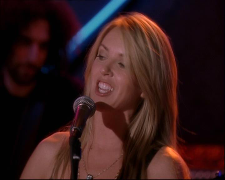 Charmed-Online-dot-net_808BattleOfTheHexes2270.jpg