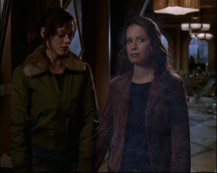 Charmed-Online-dot-net_809HulkusPocus0009.jpg