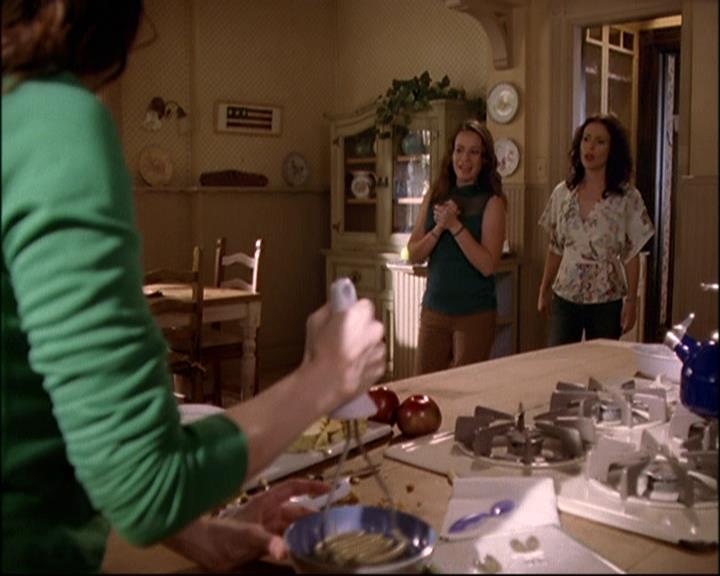 Charmed-Online-dot-net_809HulkusPocus0709.jpg