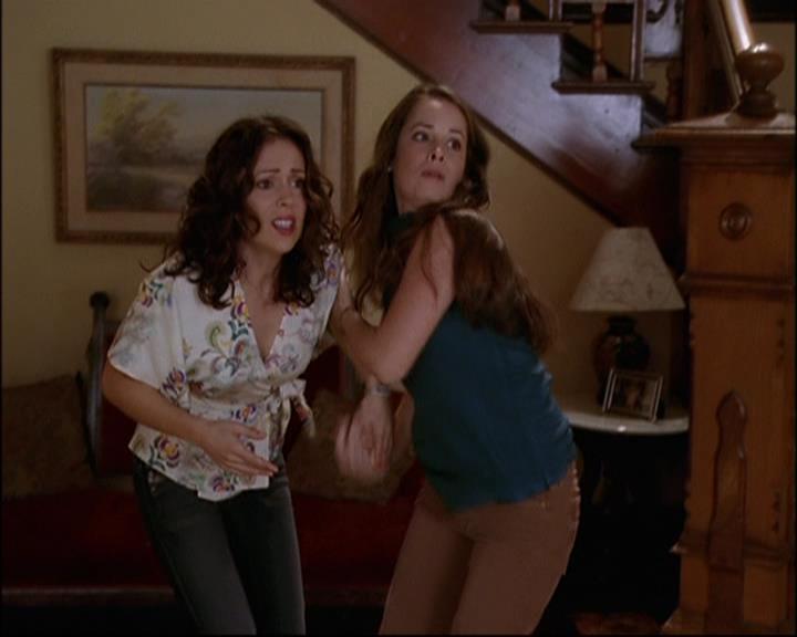 Charmed-Online-dot-net_809HulkusPocus1148.jpg