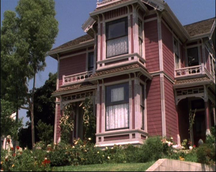 Charmed-Online-dot-net_810VayaConLeos0148.jpg Charmed-Online-dot-net_810VayaConLeos0148.jpg