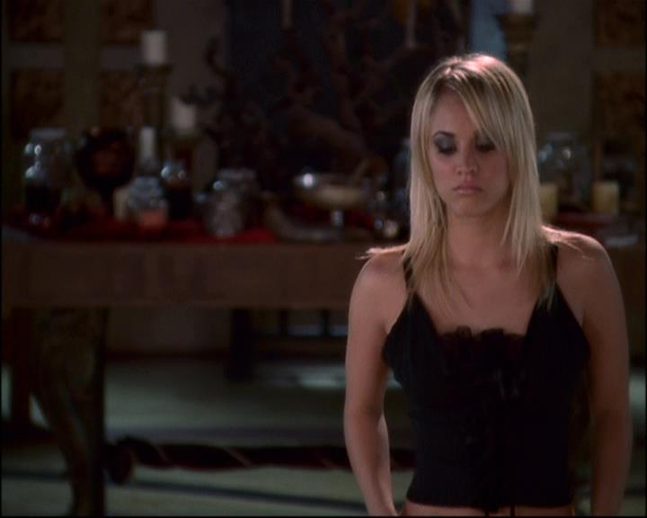 Charmed-Online-dot-net_810VayaConLeos0304.jpg Charmed-Online-dot-net_810VayaConLeos0304.jpg