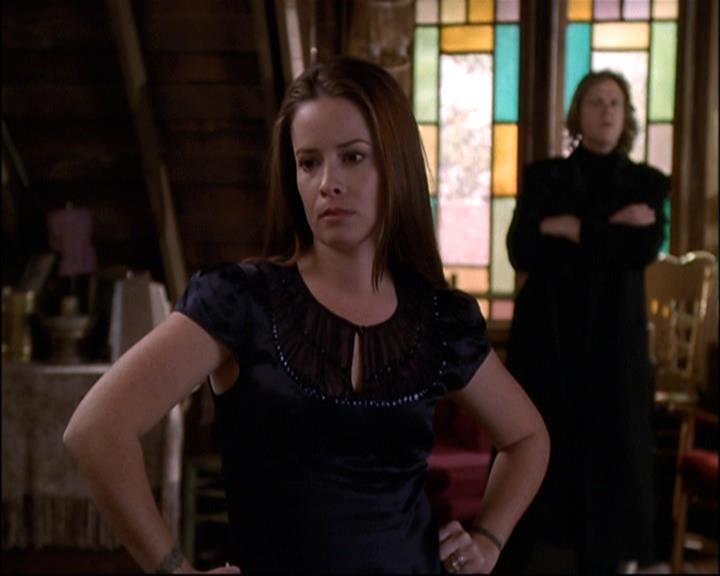 Charmed-Online-dot-net_810VayaConLeos0500.jpg