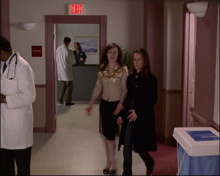 Charmed-Online-dot-net_810VayaConLeos1193.jpg Charmed-Online-dot-net_810VayaConLeos1193.jpg