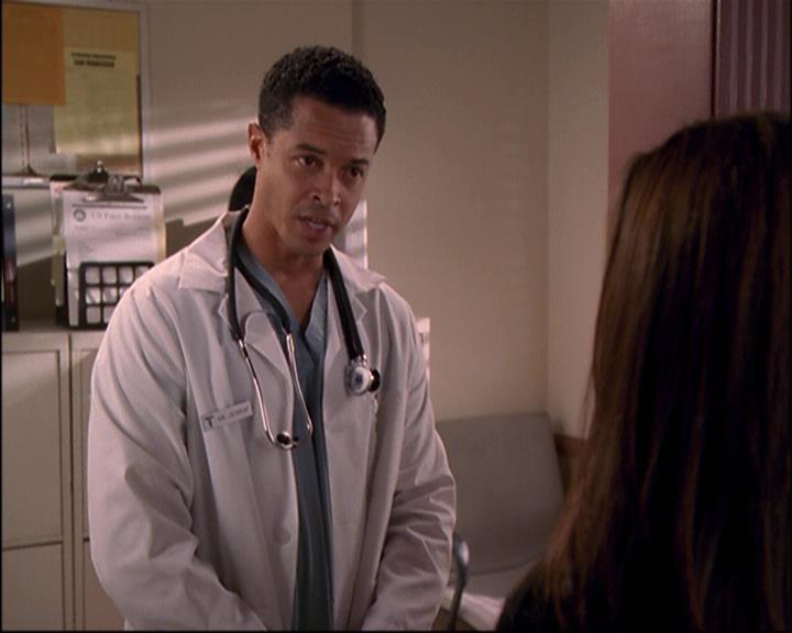 Charmed-Online-dot-net_810VayaConLeos1221.jpg Charmed-Online-dot-net_810VayaConLeos1221.jpg