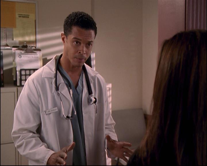 Charmed-Online-dot-net_810VayaConLeos1223.jpg