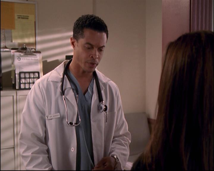 Charmed-Online-dot-net_810VayaConLeos1235.jpg Charmed-Online-dot-net_810VayaConLeos1235.jpg