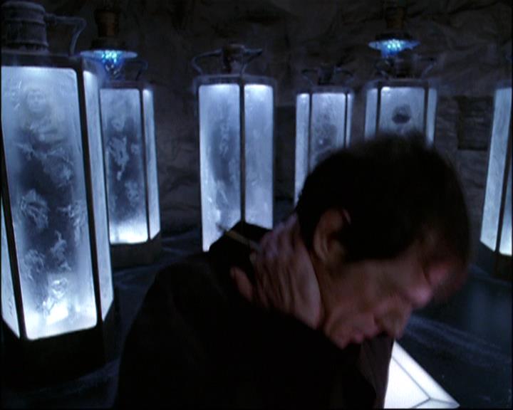 Charmed-Online-dot-net_810VayaConLeos1445.jpg