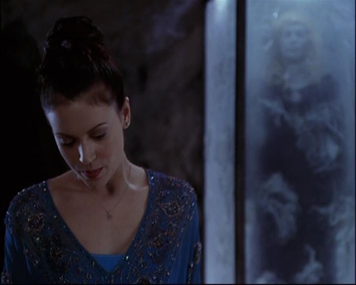 Charmed-Online-dot-net_810VayaConLeos1453.jpg