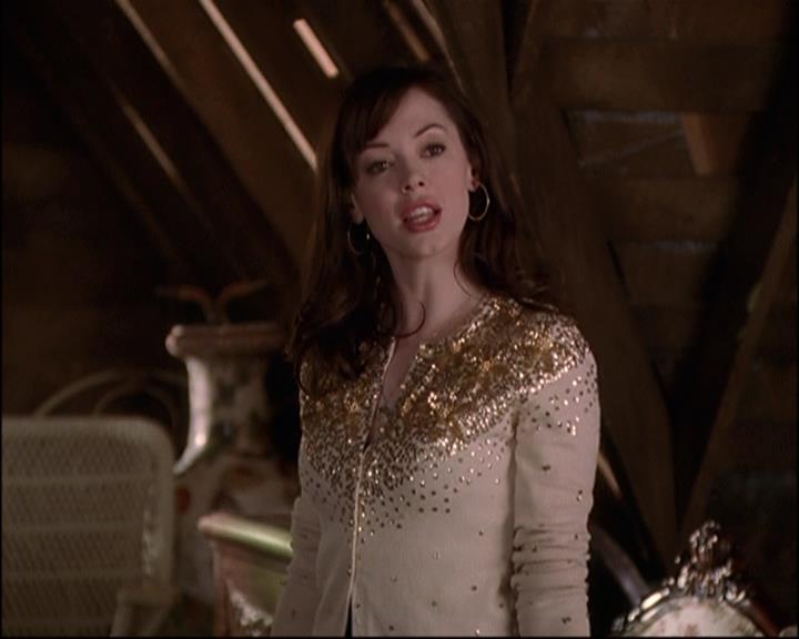 Charmed-Online-dot-net_810VayaConLeos1831.jpg