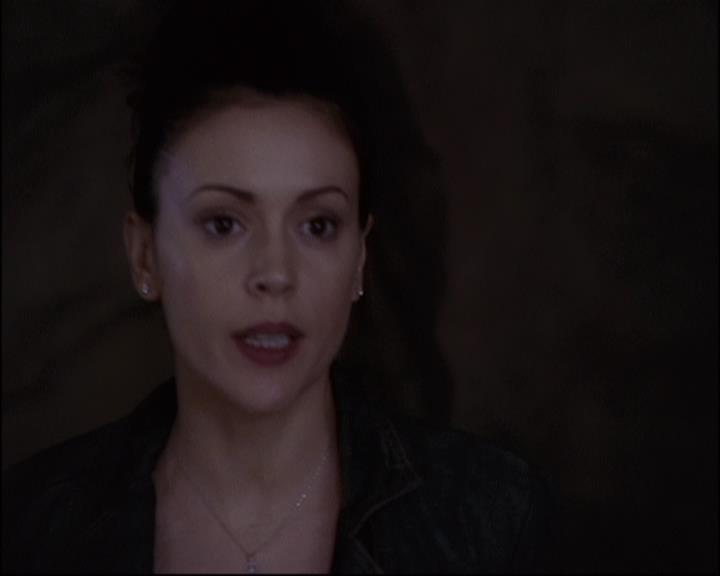 Charmed-Online-dot-net_810VayaConLeos2061.jpg