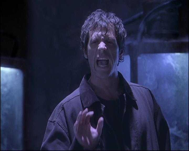 Charmed-Online-dot-net_810VayaConLeos2075.jpg