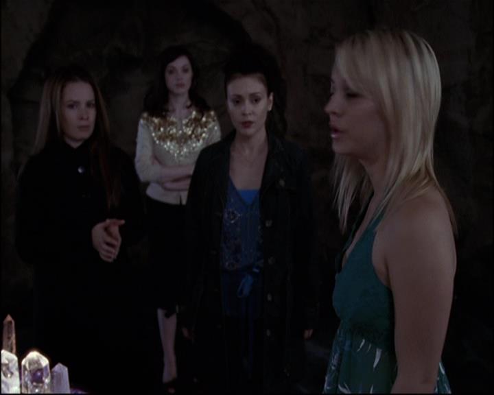 Charmed-Online-dot-net_810VayaConLeos2085.jpg