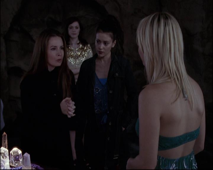 Charmed-Online-dot-net_810VayaConLeos2092.jpg