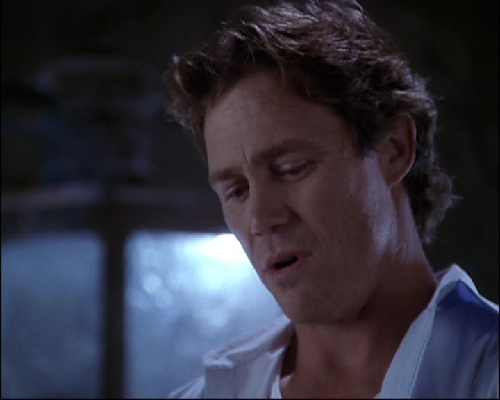 Charmed-Online-dot-net_810VayaConLeos2157.jpg