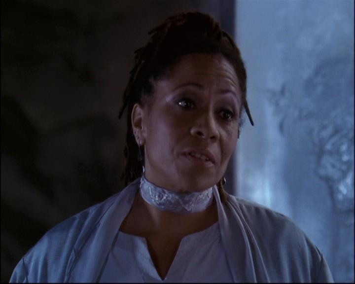 Charmed-Online-dot-net_810VayaConLeos2242.jpg Charmed-Online-dot-net_810VayaConLeos2242.jpg