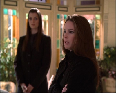 Charmed-Online-dot-net_810VayaConLeos1579.jpg