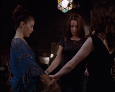 Charmed-Online-dot-net_810VayaConLeos1890.jpg