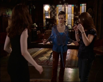 Charmed-Online-dot-net_810VayaConLeos1921.jpg