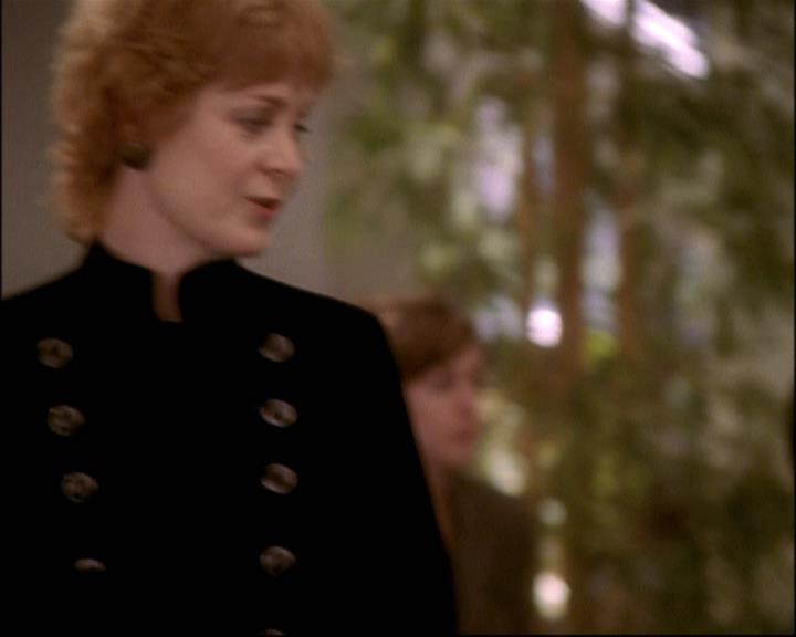 Charmed-Online-dot-net_811MrAndMrsWitch1480.jpg