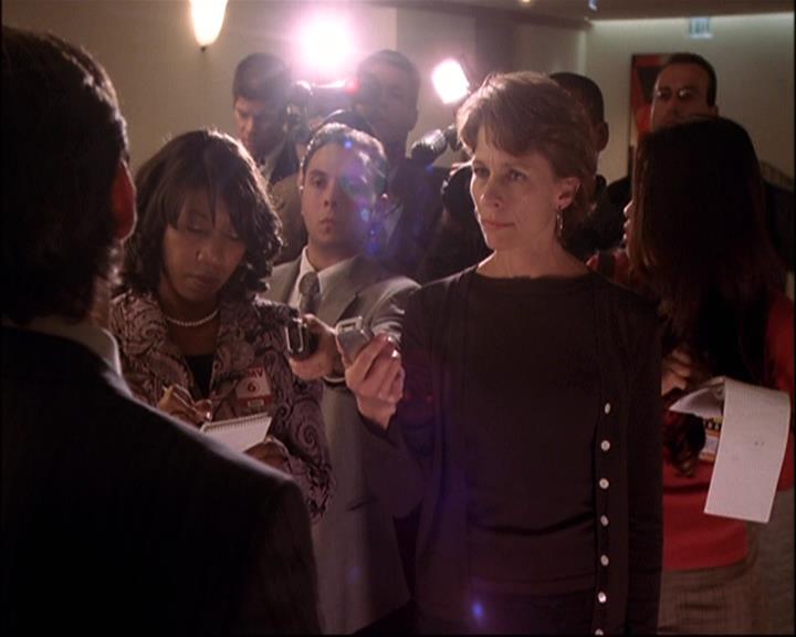 Charmed-Online-dot-net_811MrAndMrsWitch1607.jpg