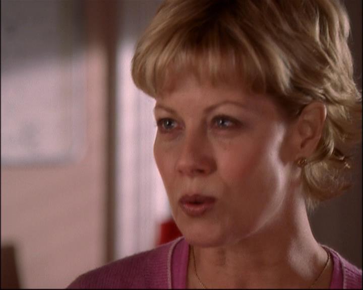 Charmed-Online-dot-net_811MrAndMrsWitch2198.jpg