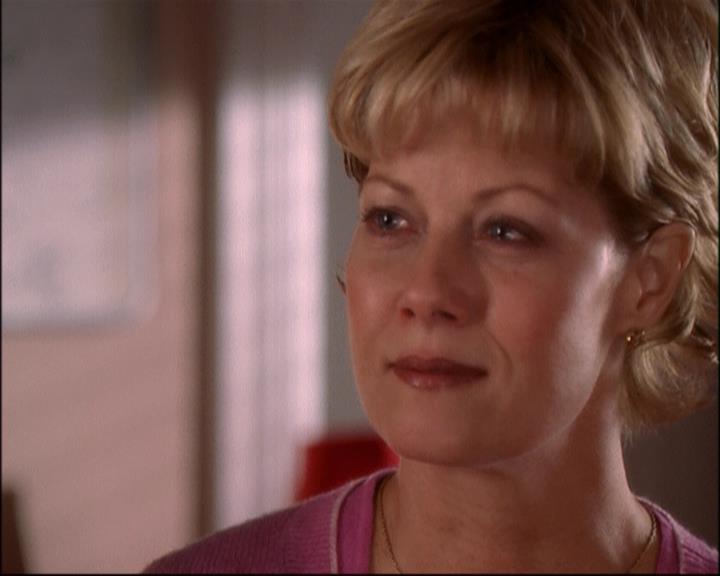 Charmed-Online-dot-net_811MrAndMrsWitch2205.jpg