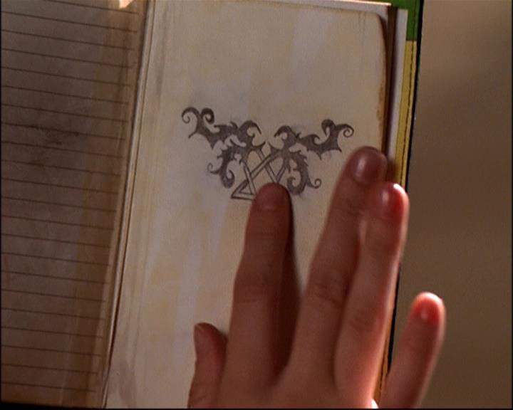 Charmed-Online-dot-net_811MrAndMrsWitch2284.jpg