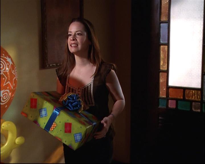 Charmed-Online-dot-net_812PaybacksAWitch0550.jpg Charmed-Online-dot-net_812PaybacksAWitch0550.jpg