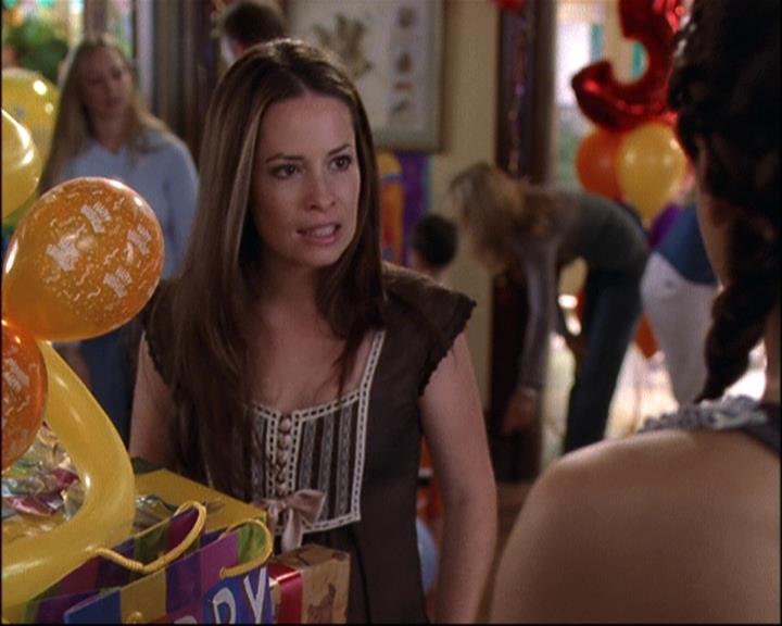 Charmed-Online-dot-net_812PaybacksAWitch0661.jpg Charmed-Online-dot-net_812PaybacksAWitch0661.jpg