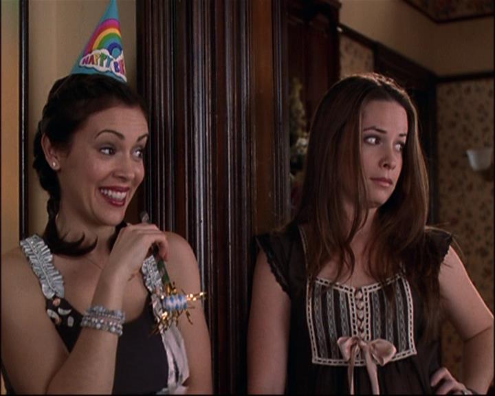 Charmed-Online-dot-net_812PaybacksAWitch0860.jpg Charmed-Online-dot-net_812PaybacksAWitch0860.jpg