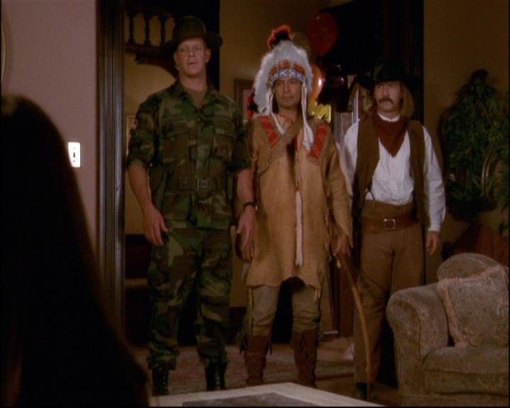 Charmed-Online-dot-net_812PaybacksAWitch2318.jpg