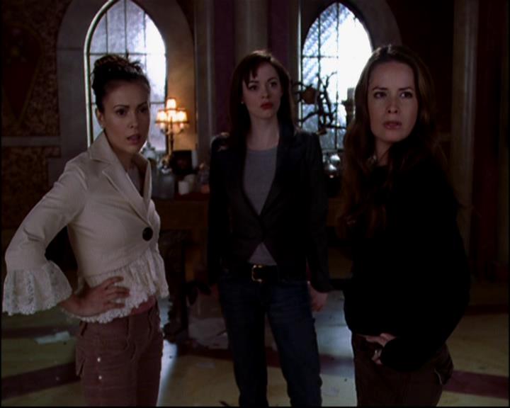 Charmed-Online-dot-813RepoManor0034.jpg Charmed-Online-dot-813RepoManor0034.jpg